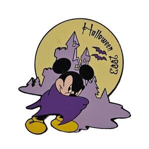 Disney Auctions Mickey Mouse Dracula Vampire Halloween 2003 LE 250 Pin